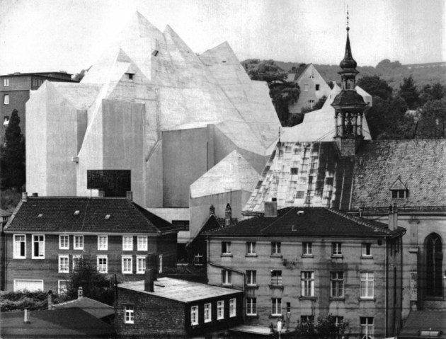 Nevigeser Wallfahrtsdom, Neviges. kerk van Gofftried Böhm, beton brut